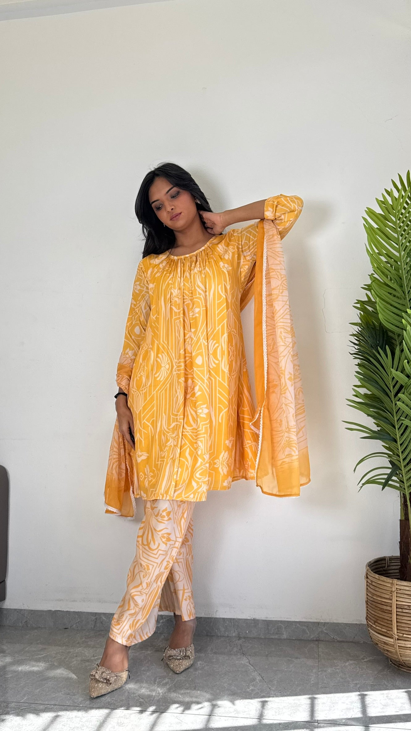 Floral Printed Purple Suit Set with Dupatta – Stylish & Comfortable D6174