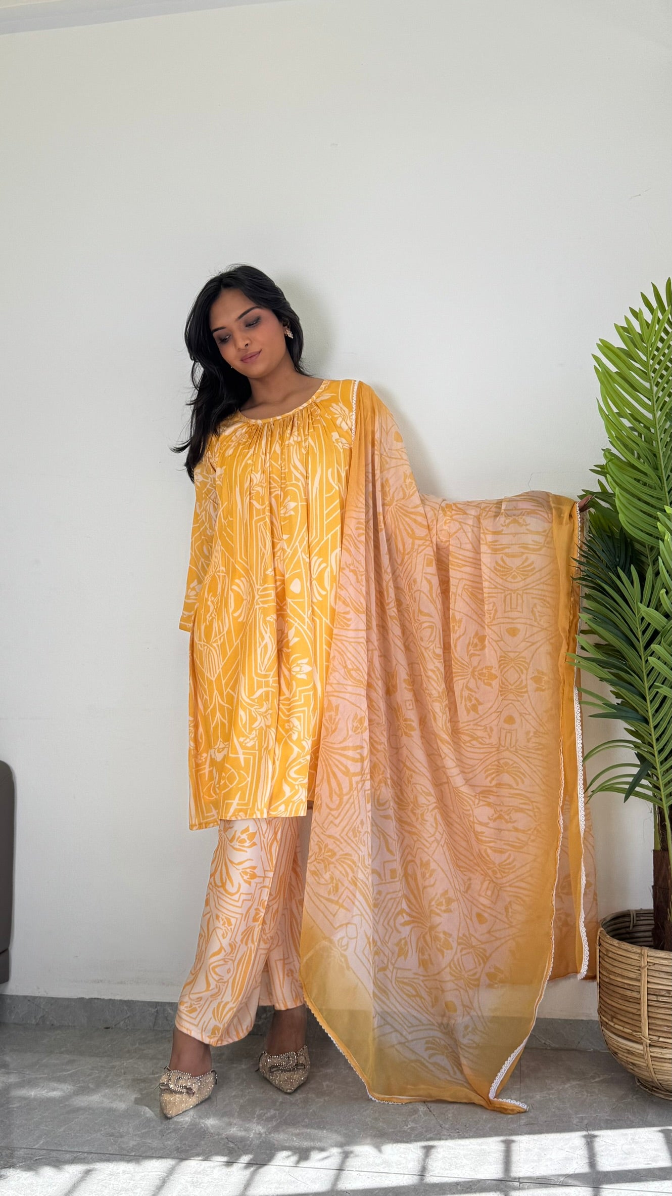 Floral Printed Purple Suit Set with Dupatta – Stylish & Comfortable D6174