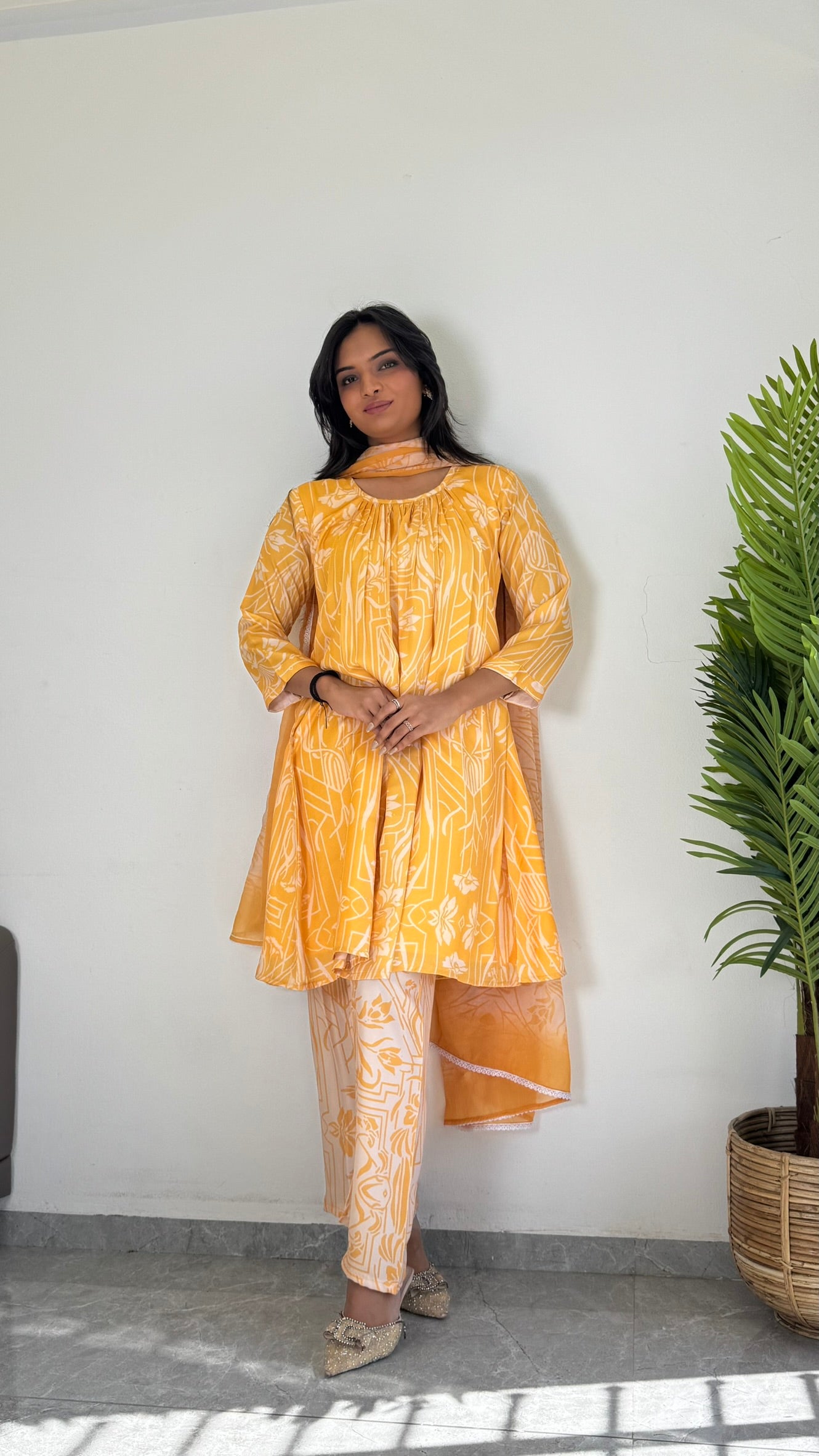 Floral Printed Purple Suit Set with Dupatta – Stylish & Comfortable D6174