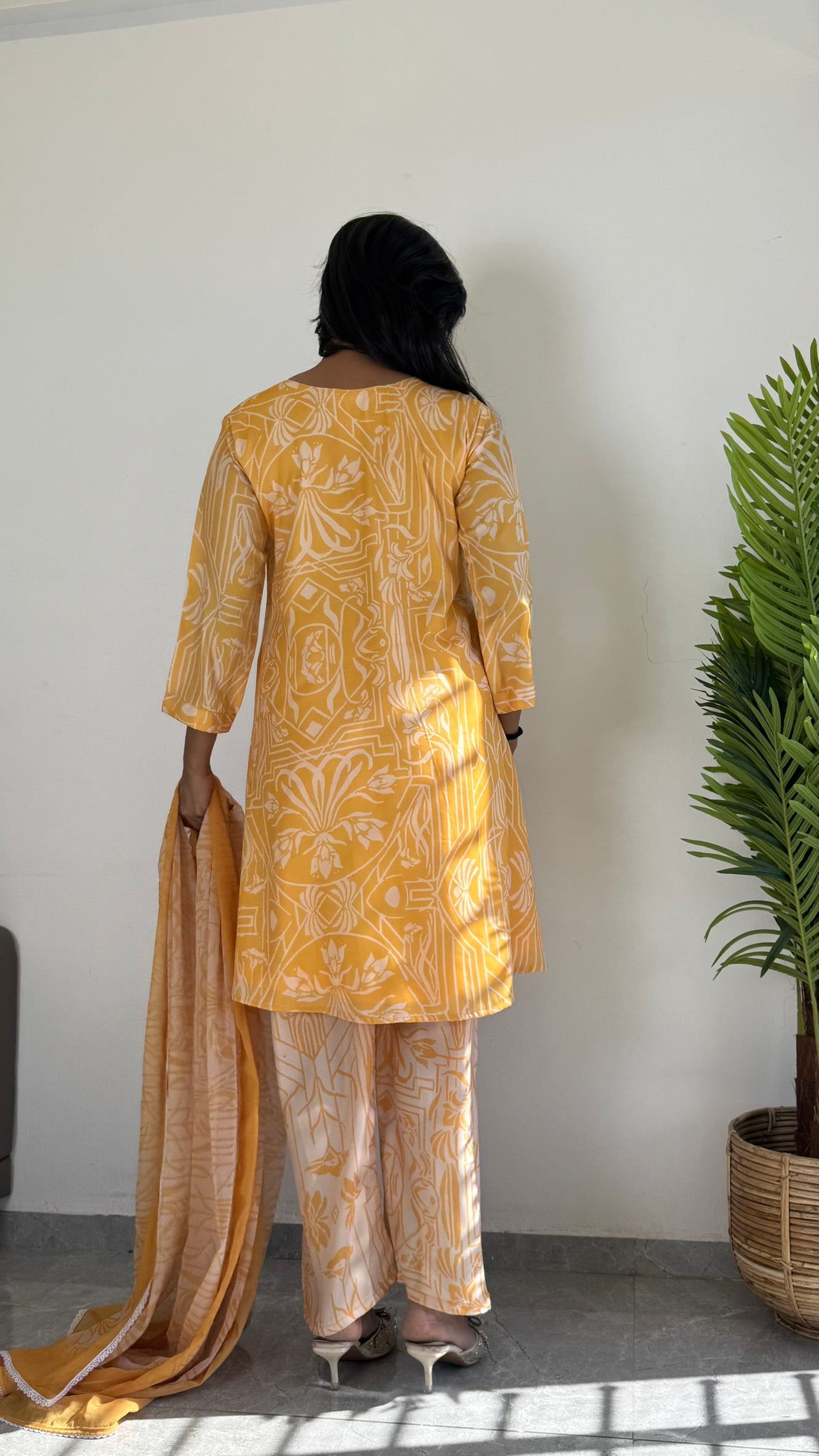 Floral Printed Purple Suit Set with Dupatta – Stylish & Comfortable D6174