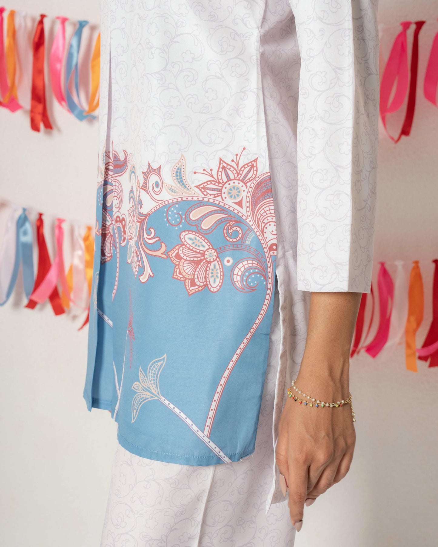 All Eyes on You Set D6240 - kharidari