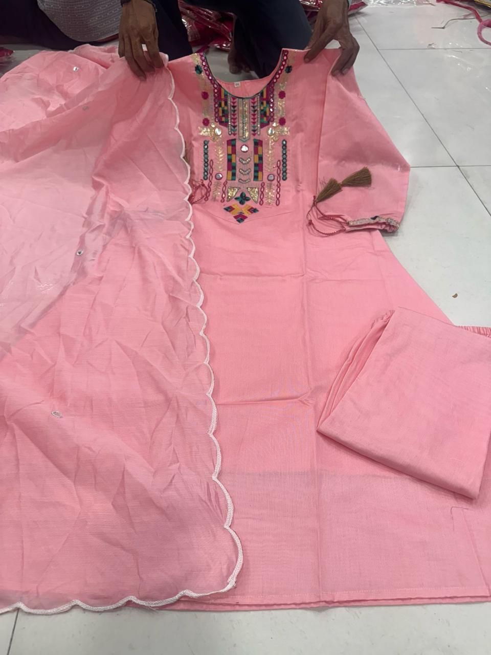 Timeless Beauty Ethnic Ensemble D6154