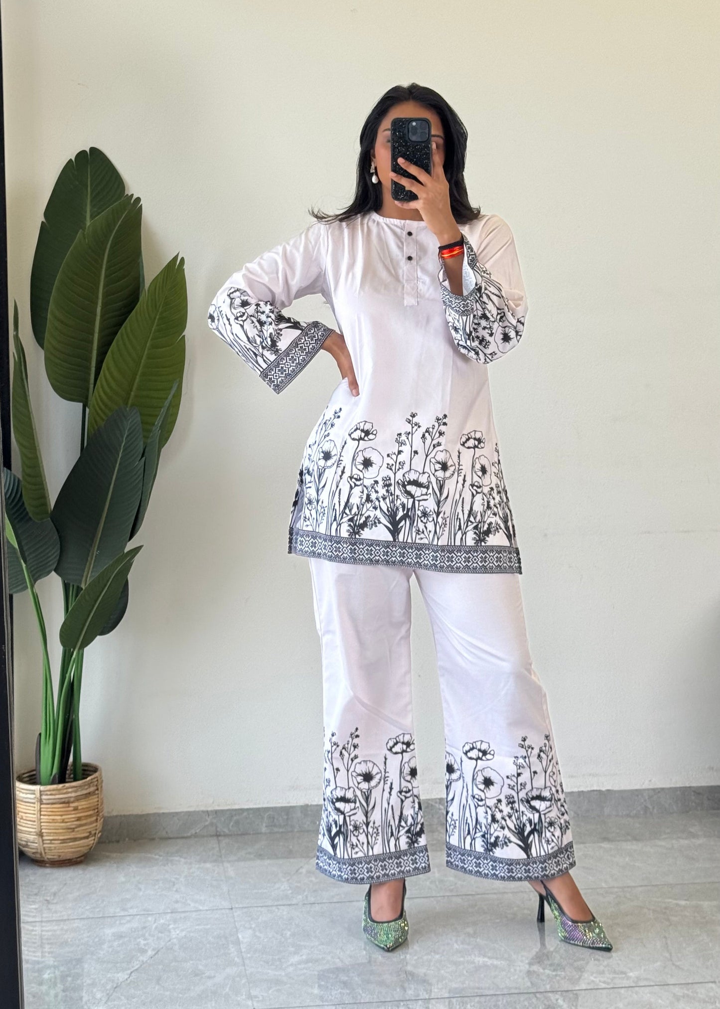 Chic & Comfy Raymond Cotton Flower Co-ord Set