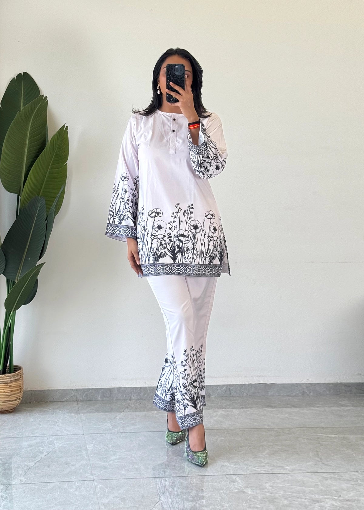 Chic & Comfy Raymond Cotton Flower Co-ord Set