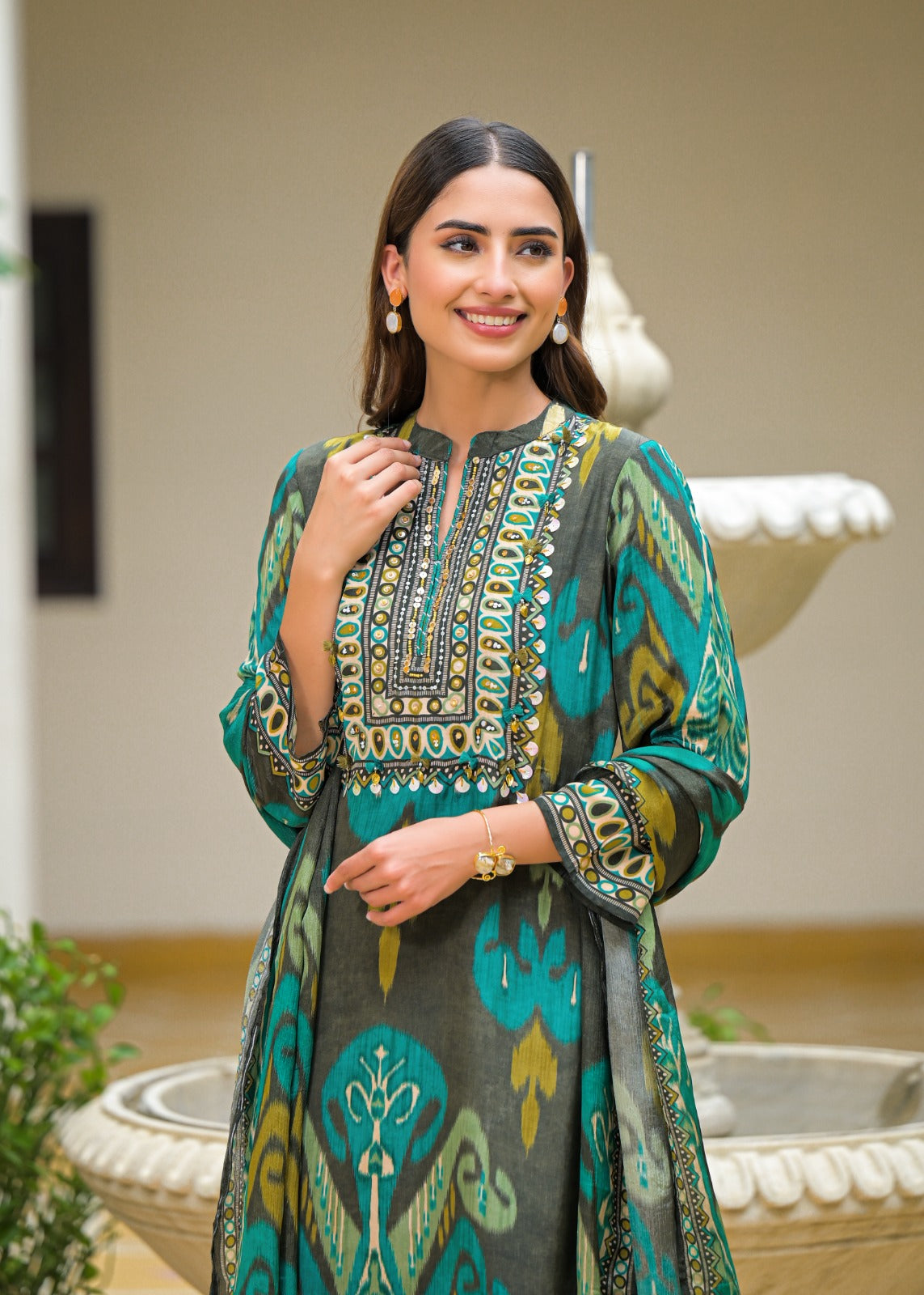 Ethereal Pure Muslin Digital Print Suit Set with Graceful Chiffon Dupatta – D6266