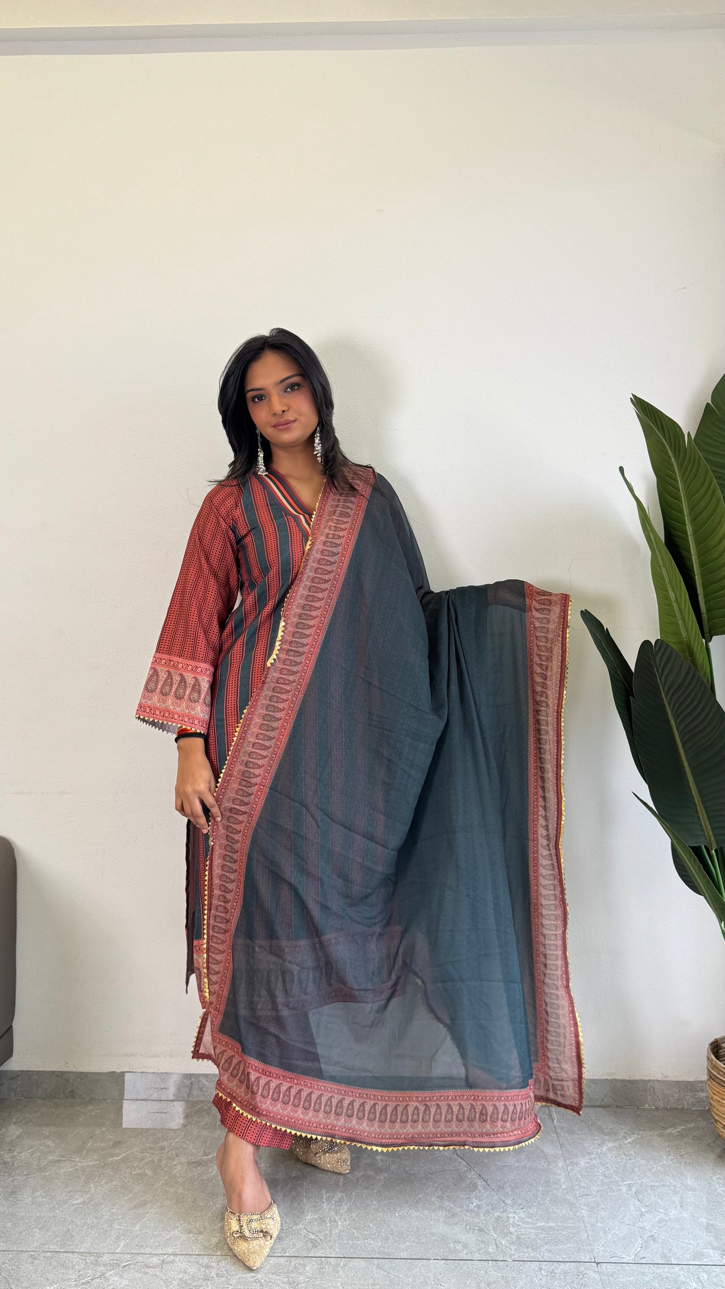 Unmatched Elegance: Premium Suit Set for Distinctive Style D6169 - kharidari