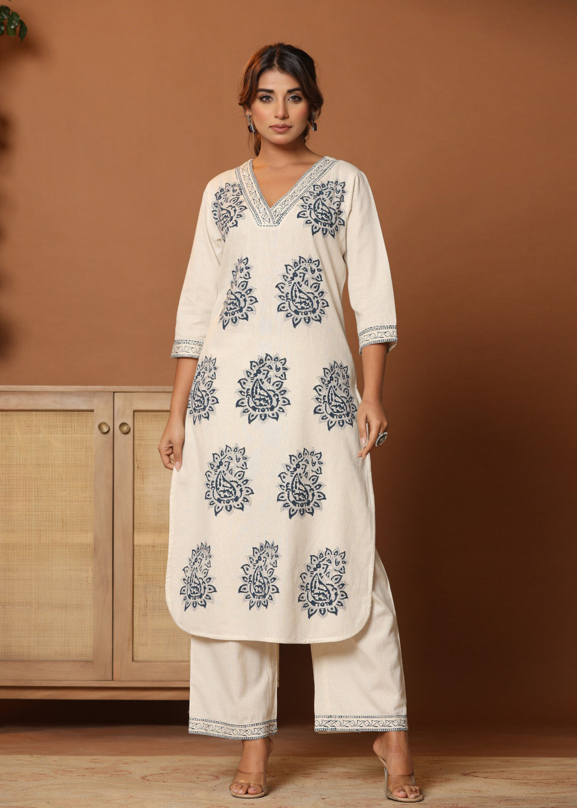 Midnight Paisley: Blue Paisley Printed Cotton Co-ord Set D6254 - kharidari