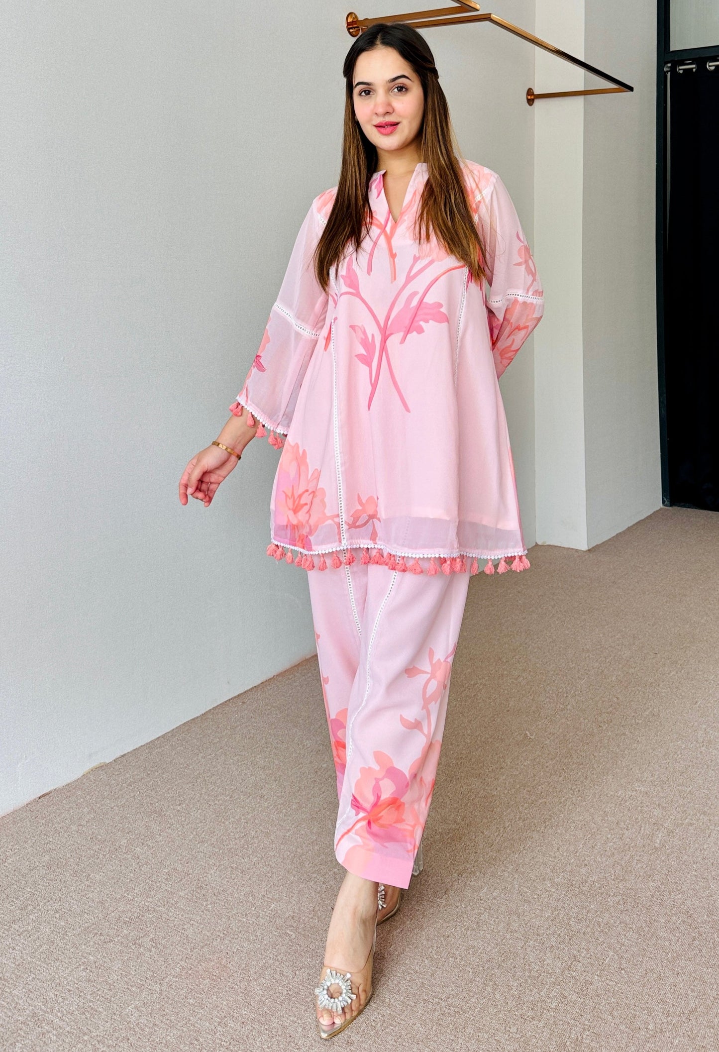 Pink Floral Pink Pakistani Style suit Set D6045