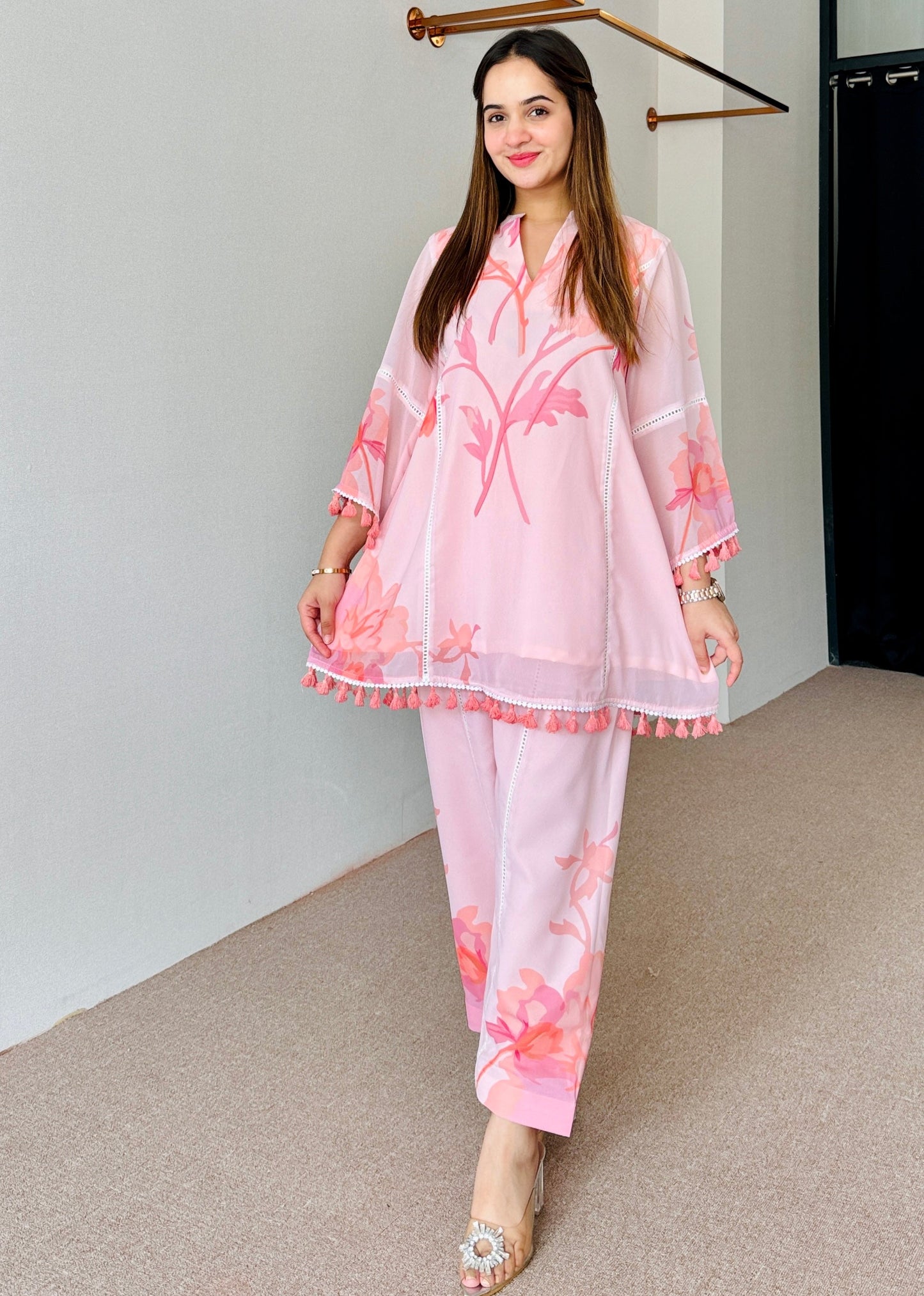 Pink Floral Pink Pakistani Style suit Set D6045