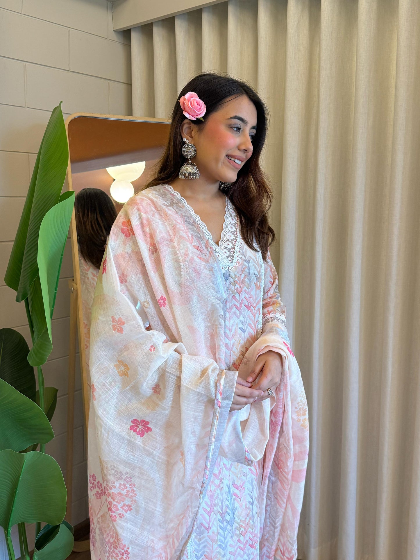 Unique Look Pure Linen Suit Set with Dupatta – D6217