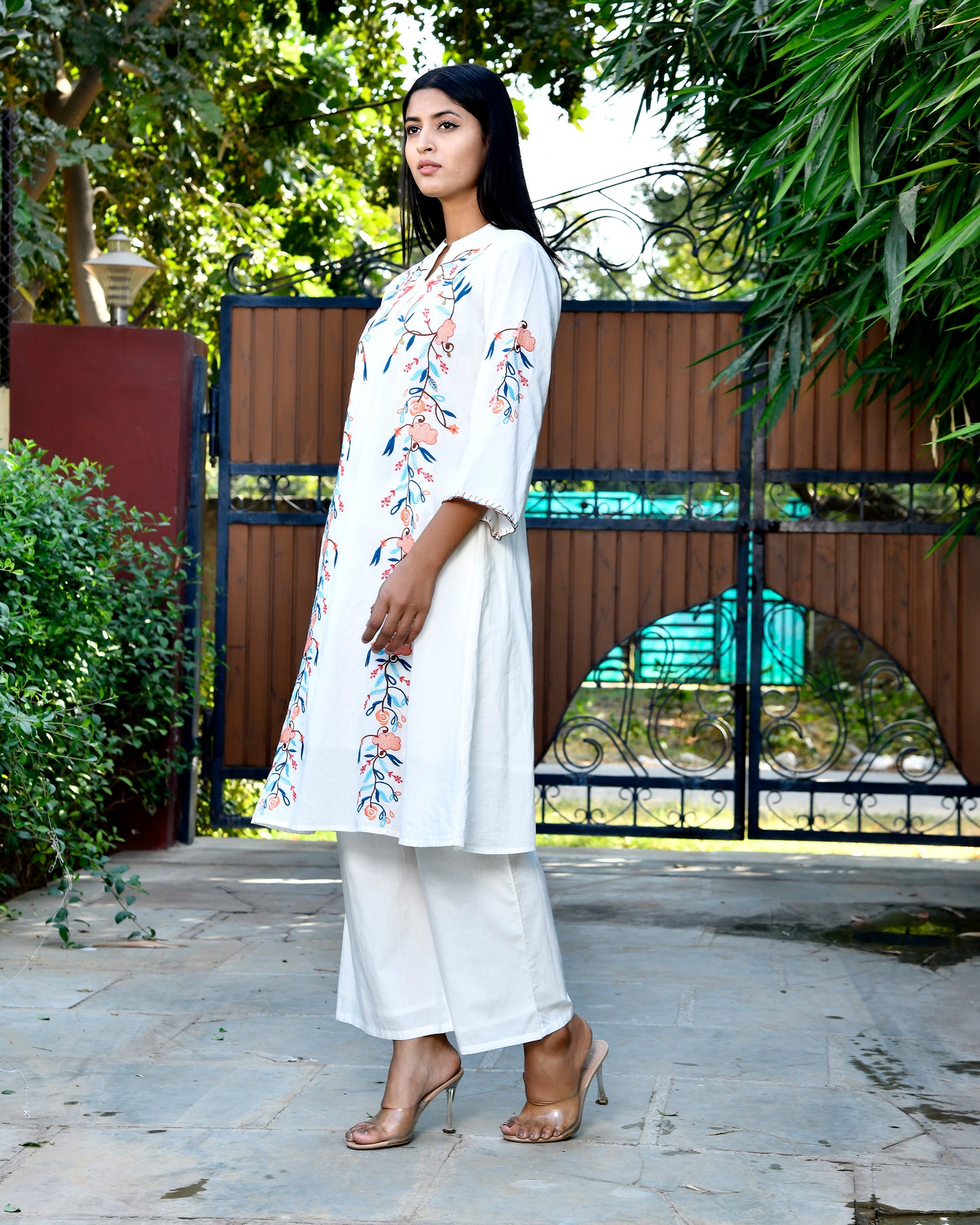 White Floral Vine Embroidered Co-ord Set D6271