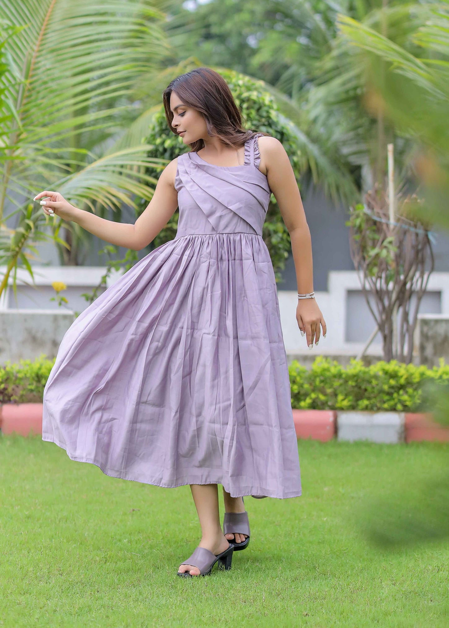 Lilac Pleated Maxi Dress D6081