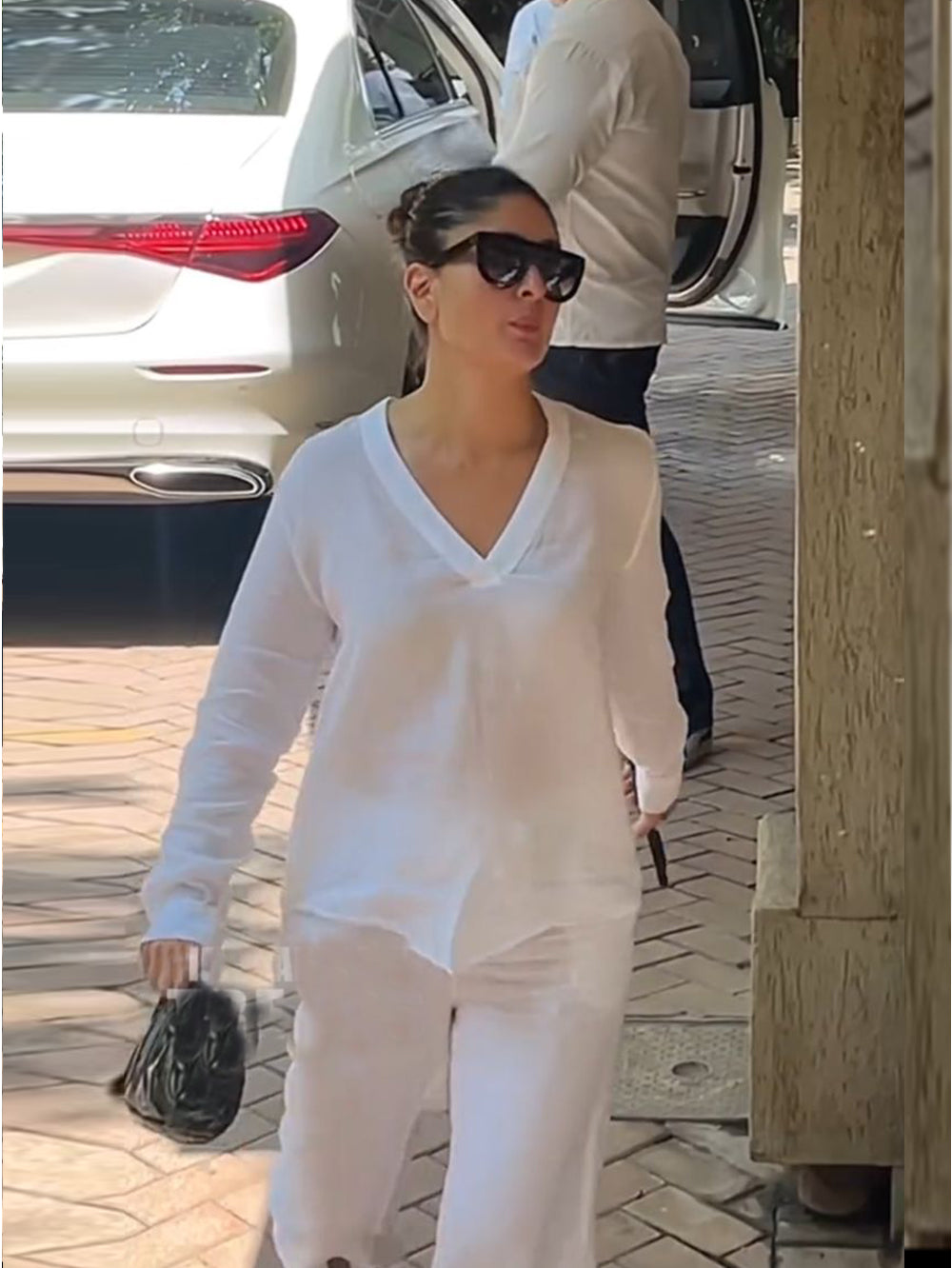 Celebrity Style White Solid Pure Cotton Co-ord Set D6070 - kharidari