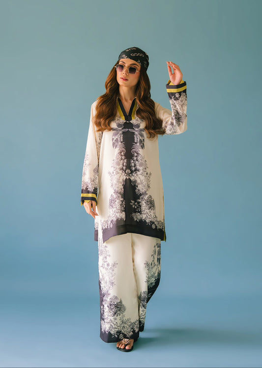 Garden Whisper Luxe Two-Piece – Where Comfort Meets Chic in Dreamy Pastel Prints D6305