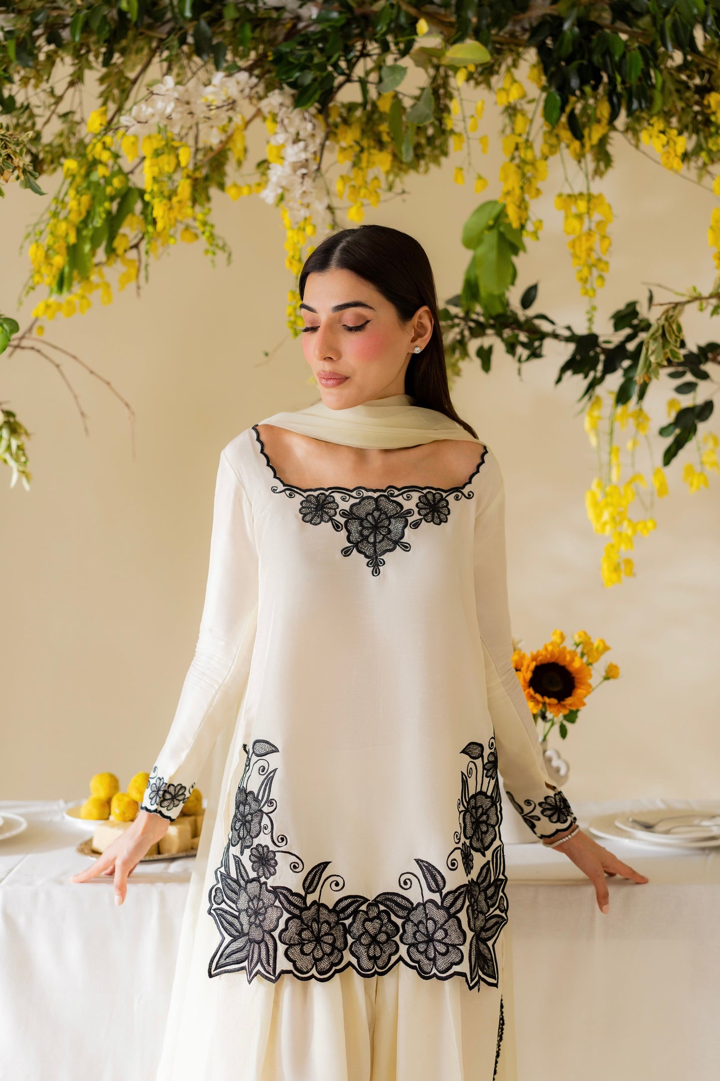 Ivory White Ensemble with Intricate Black Threadwork Square Neck Kurta Set  D6323