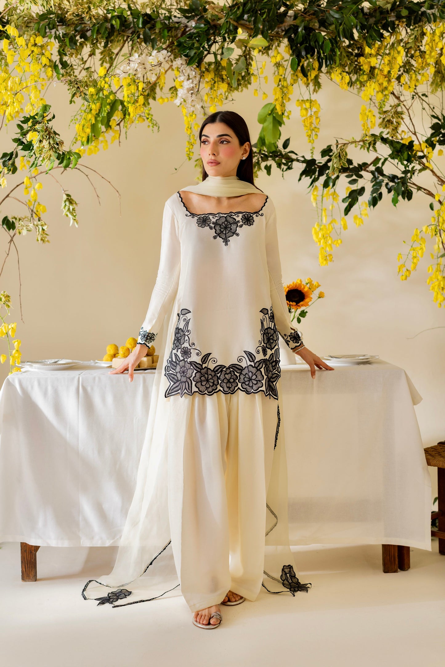 Ivory White Ensemble with Intricate Black Threadwork Square Neck Kurta Set  D6323