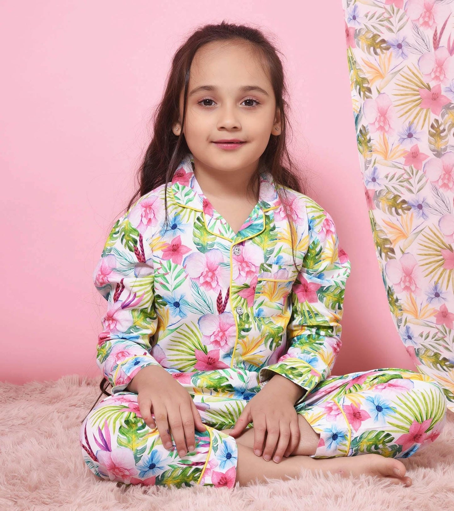 Floral Printed Girls Nightsuit Set D118