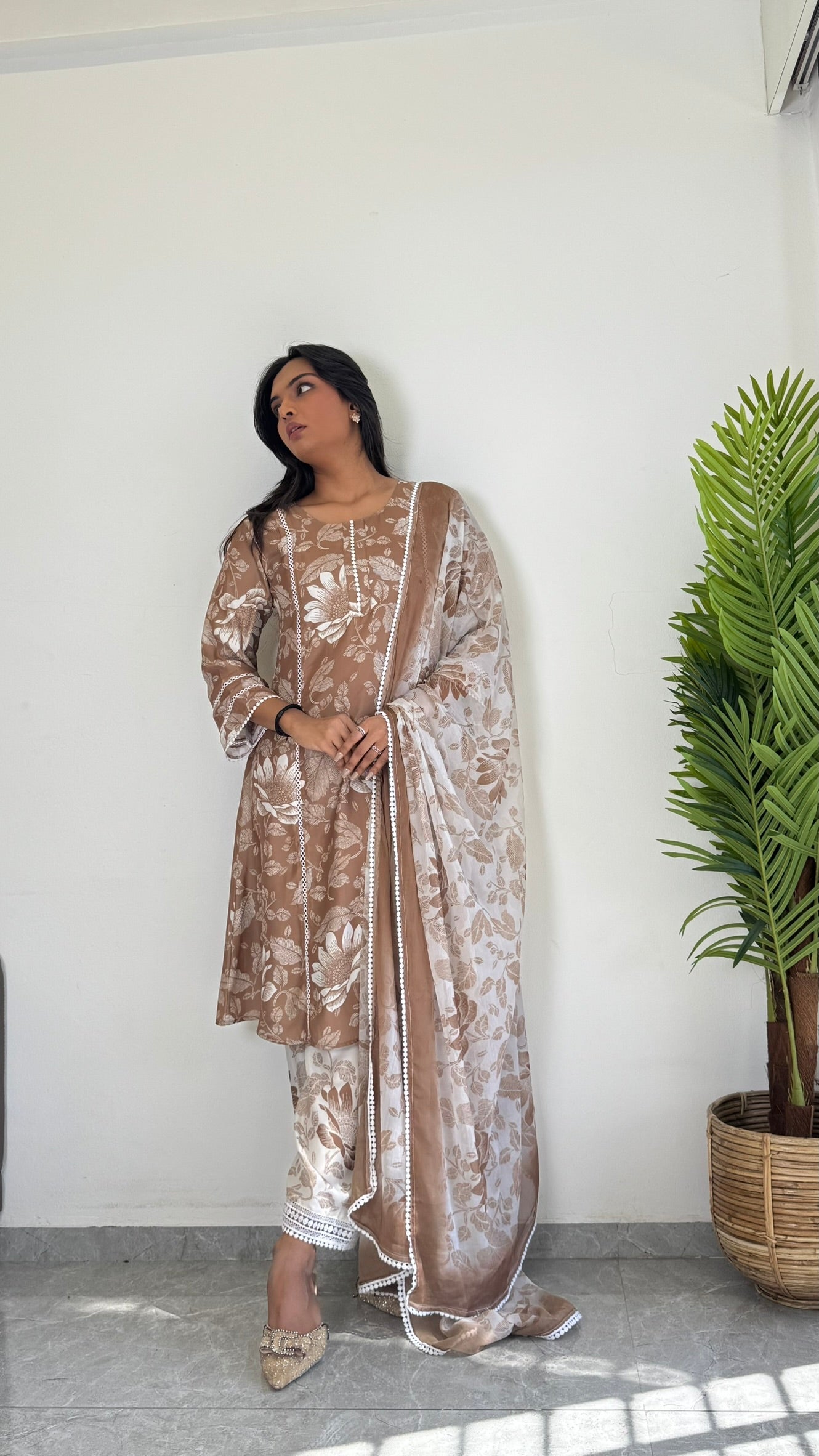 Neutral Luxe: Soft-Tone Suit Collection - kharidari