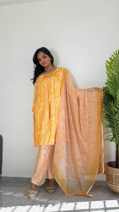 Floral Printed Purple Suit Set with Dupatta  Stylish & Comfortable D6174 - kharidari