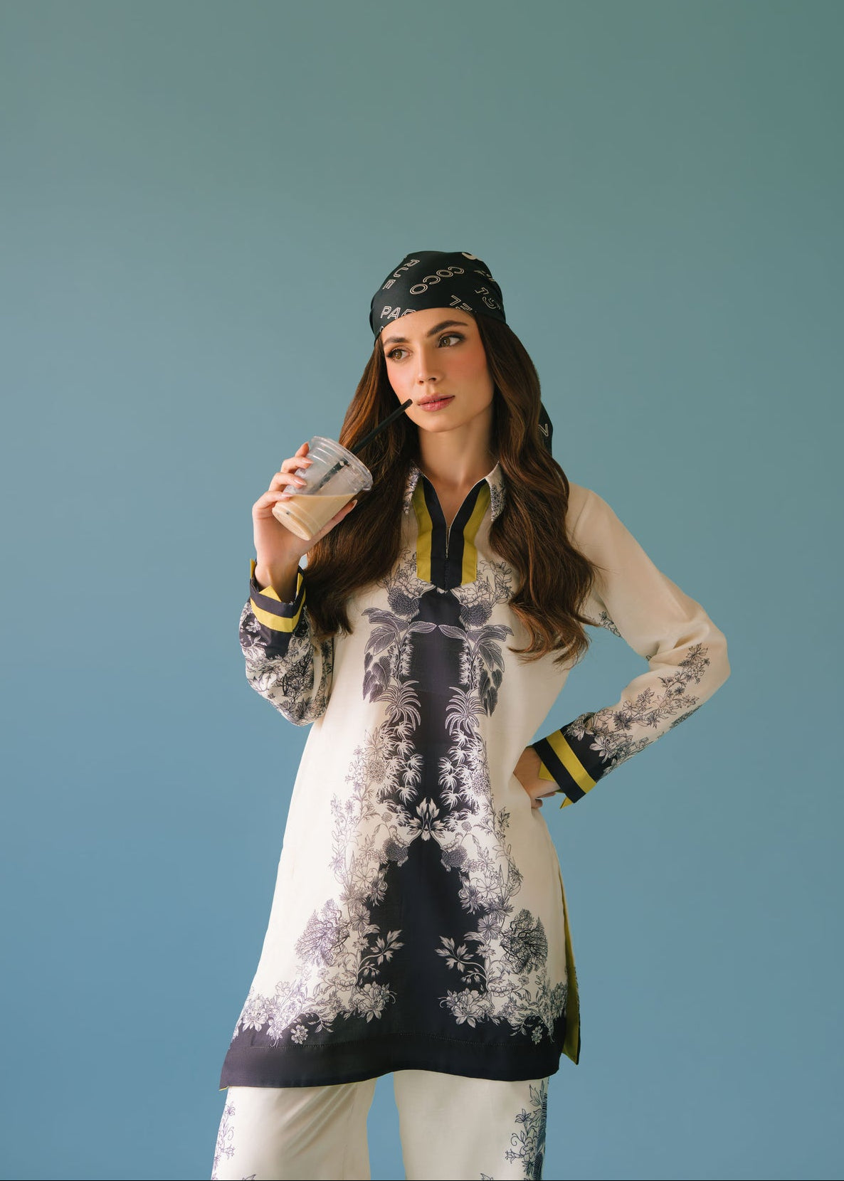 Garden Whisper Luxe Two-Piece – Where Comfort Meets Chic in Dreamy Pastel Prints D6305