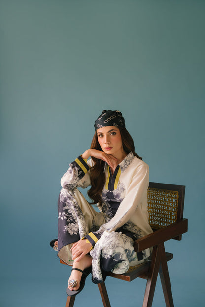 Garden Whisper Luxe Two-Piece – Where Comfort Meets Chic in Dreamy Pastel Prints D6305