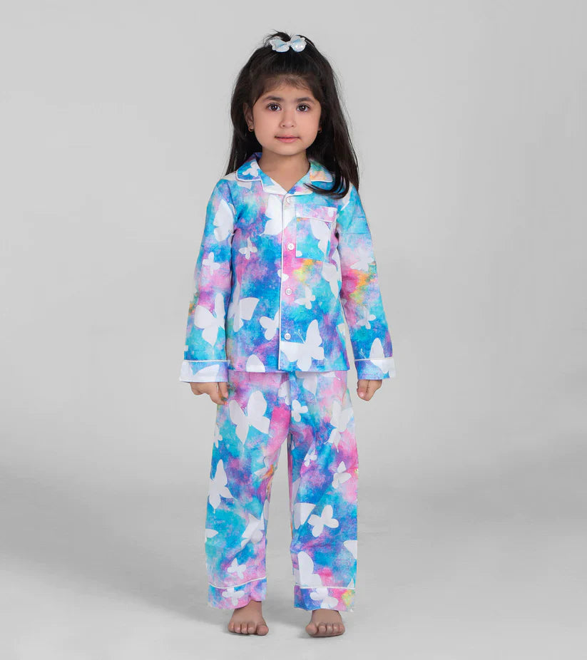 Butterfly in Reverse Printed Girls Nightsuit Set D104