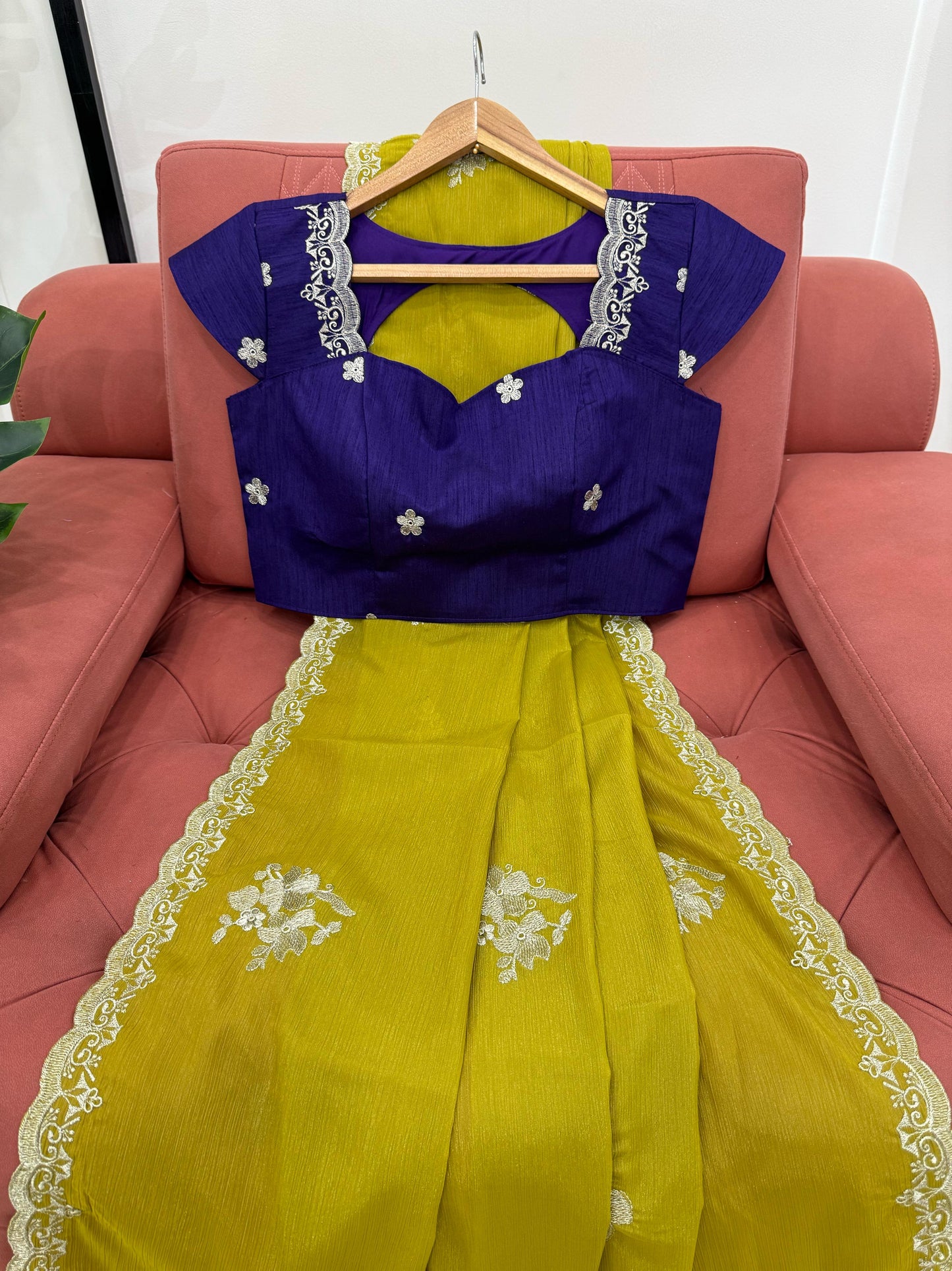 Women's Designer Work Saree  KD-579 - kharidari