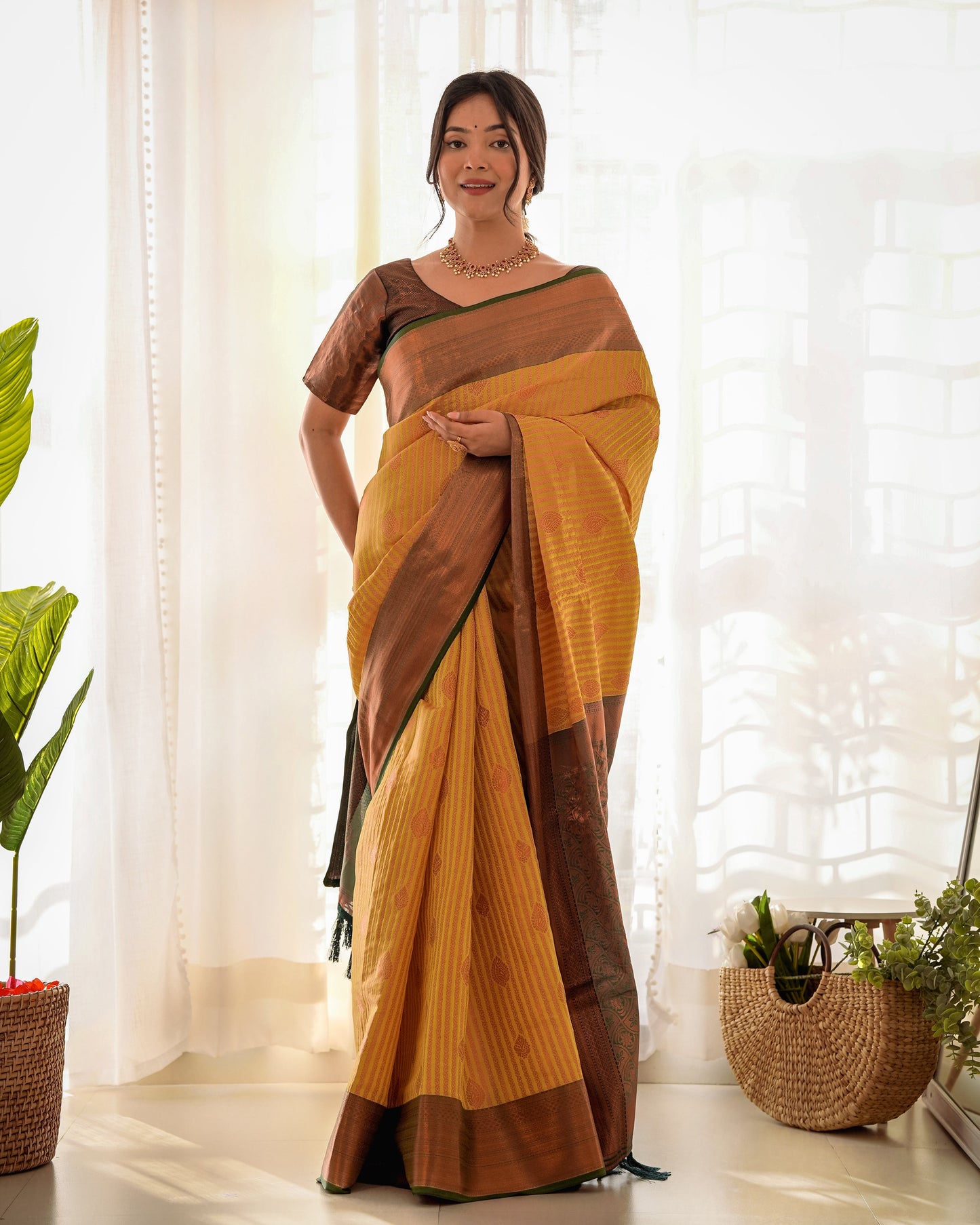 Woven Design Zari Pure Silk Kanjeevaram Saree D5034