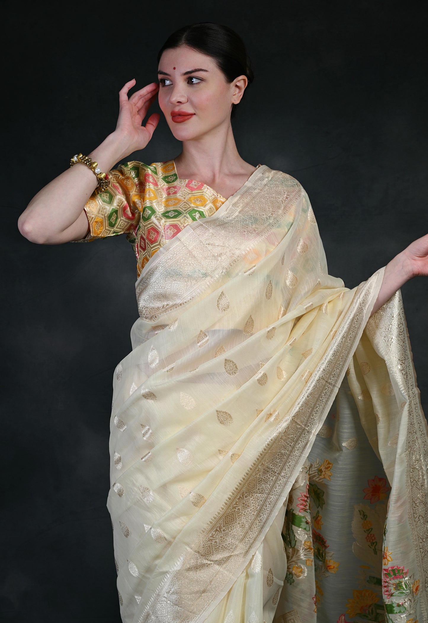 Attractive Trendy Banarasi Silk woven saree PRK004