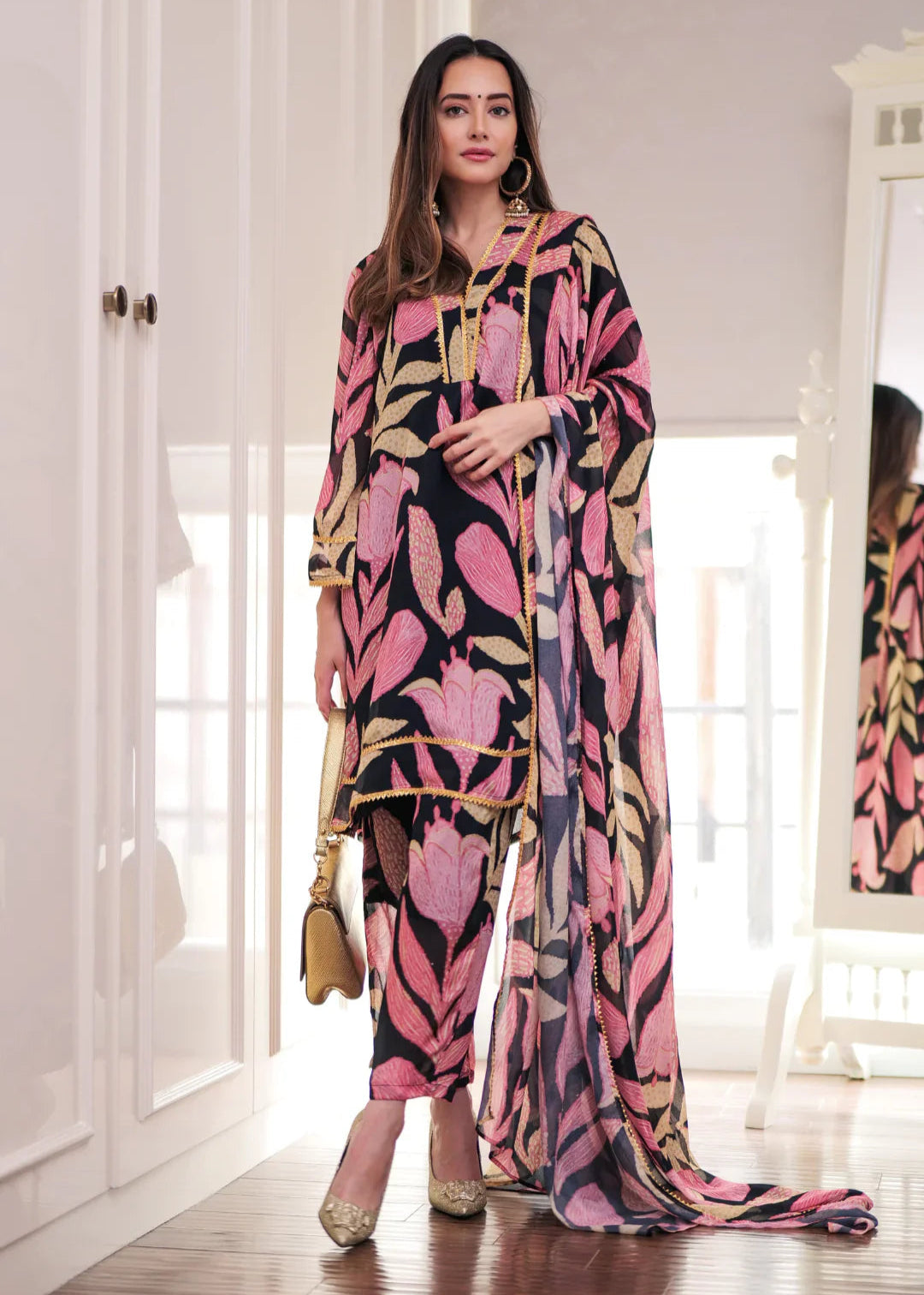 Black Floral Printed Georgette Suit Set D5028