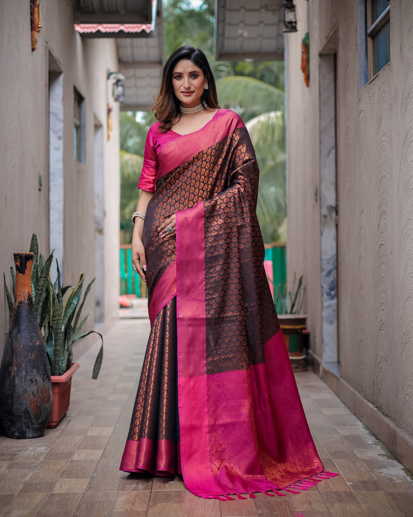 Copper Zari Kanjivaram Silk Saree D5047