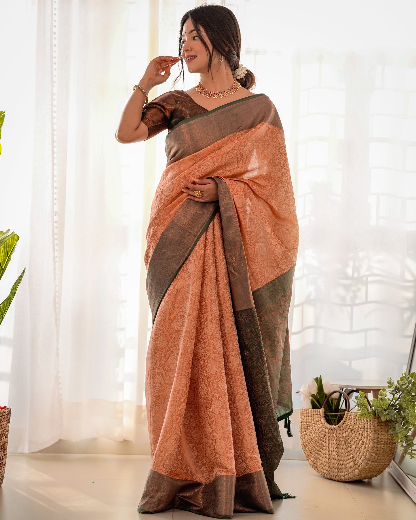 Elegant Woven Design Zari Pure Silk Kanjeevaram Saree D5036