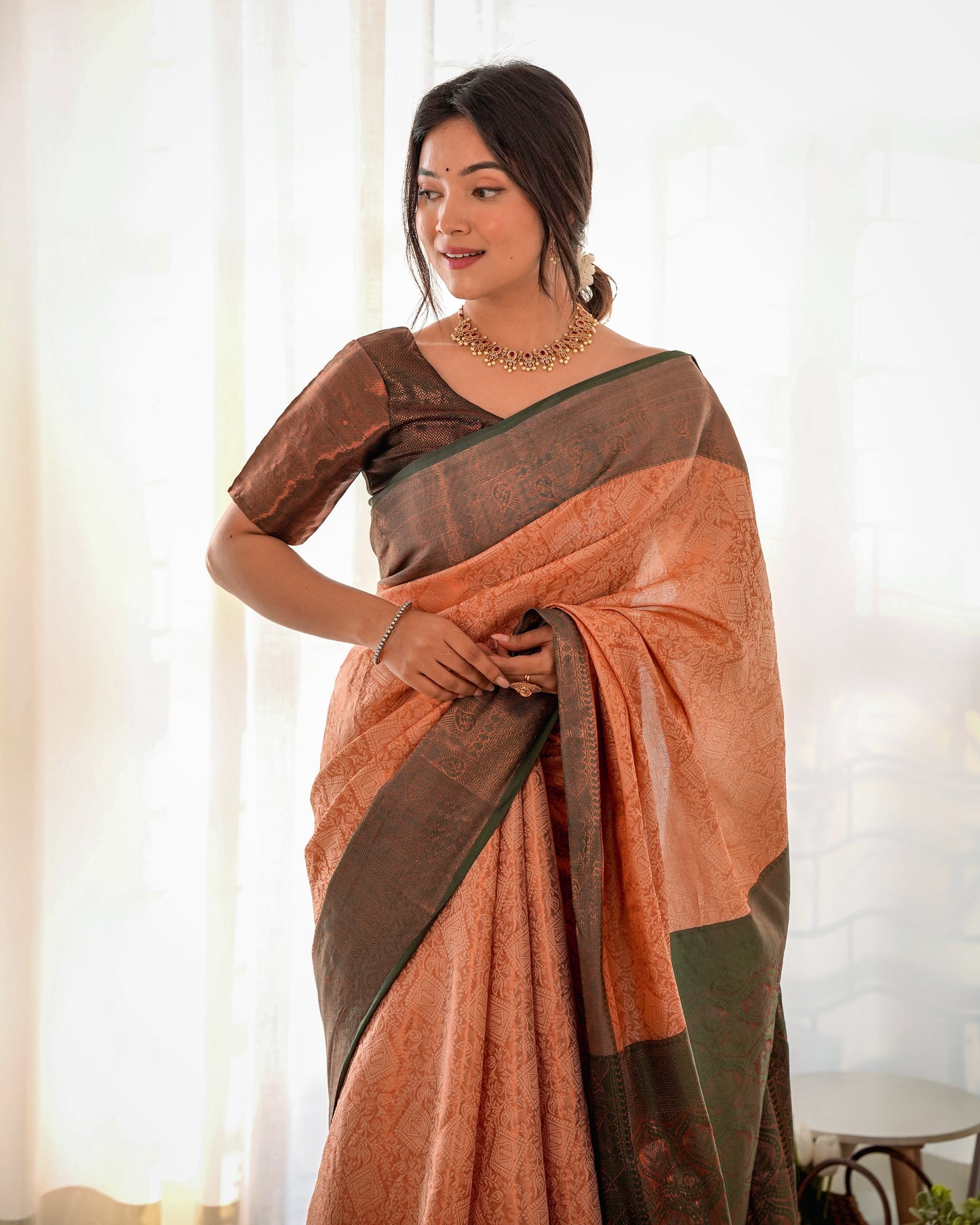 Elegant Woven Design Zari Pure Silk Kanjeevaram Saree D5036