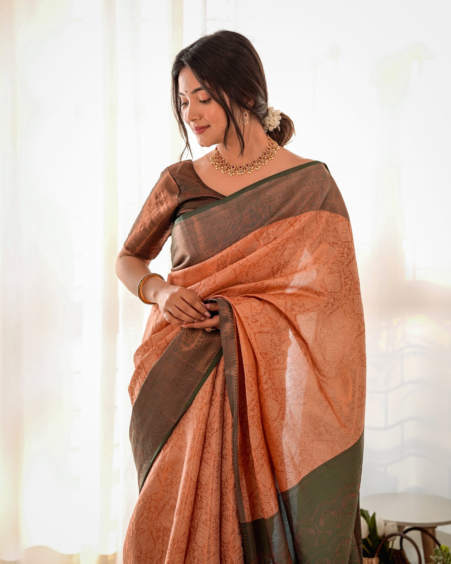 Elegant Woven Design Zari Pure Silk Kanjeevaram Saree D5036