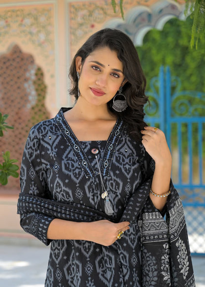 Elegant Cotton Printed Suit Set with Matching Dupatta D6296