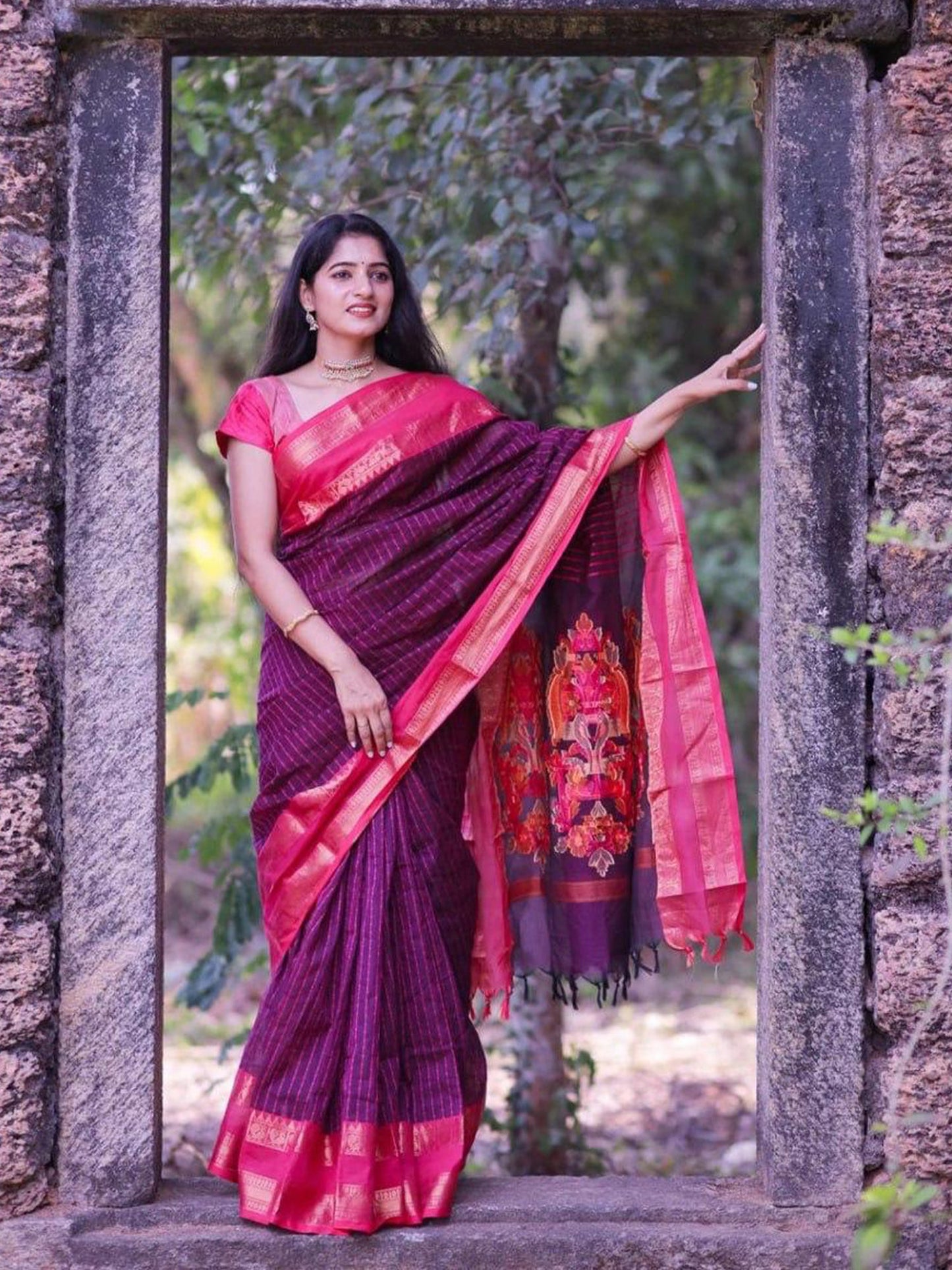 Exclusive Pink Banarasi Silk woven Saree AY50135