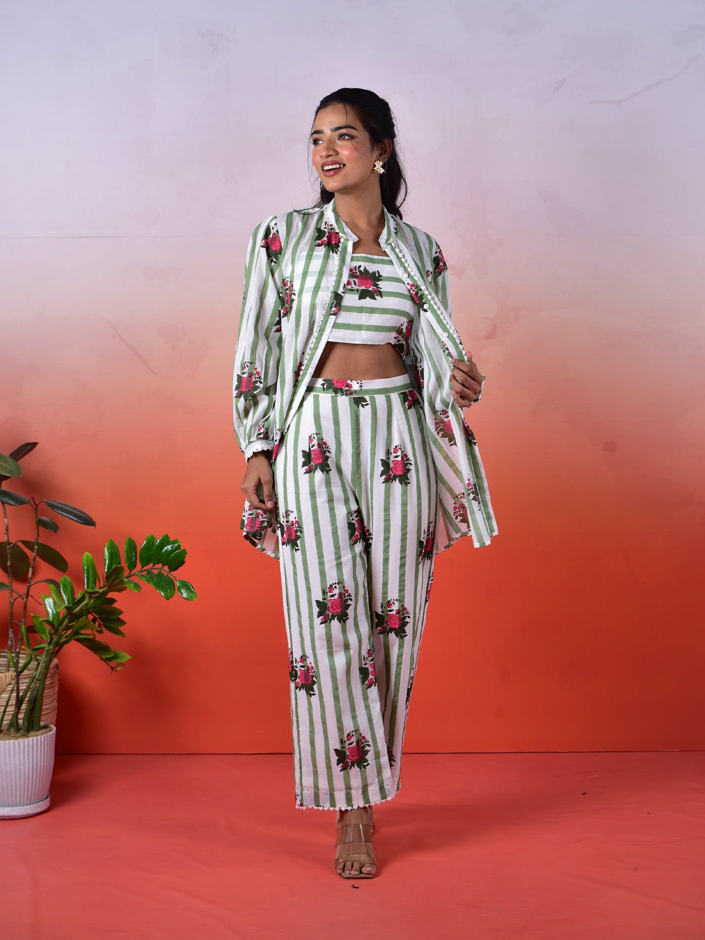 Beautiful Flower Printed Muslin Cotton 3 pcs. Co-ord Set D6059 - kharidari