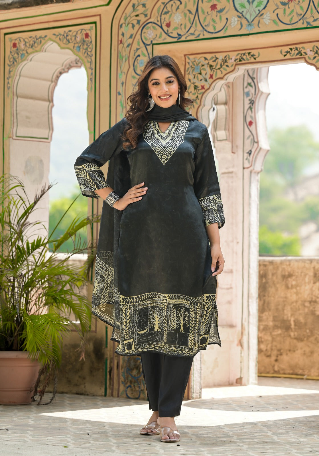 Graceful Pure Muslin Digital Print Suit Set with Flowing Chiffon Dupatta  D6267 - kharidari