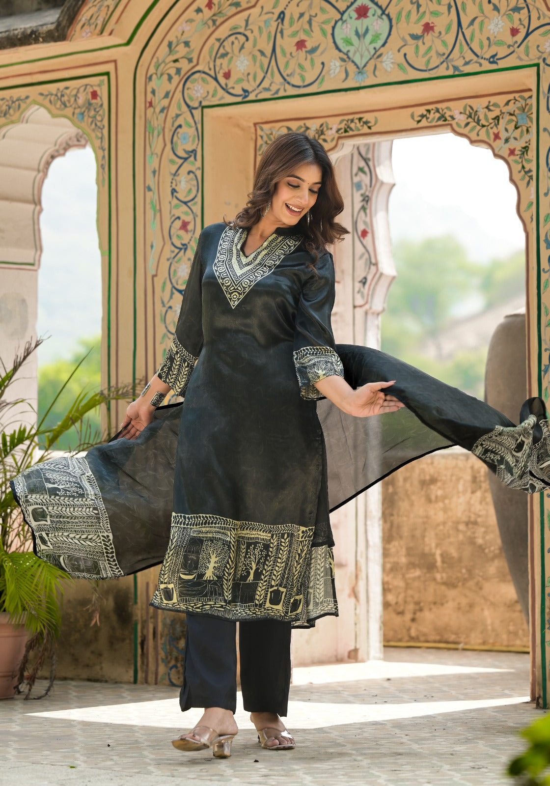 Graceful Pure Muslin Digital Print Suit Set with Flowing Chiffon Dupatta  D6267 - kharidari
