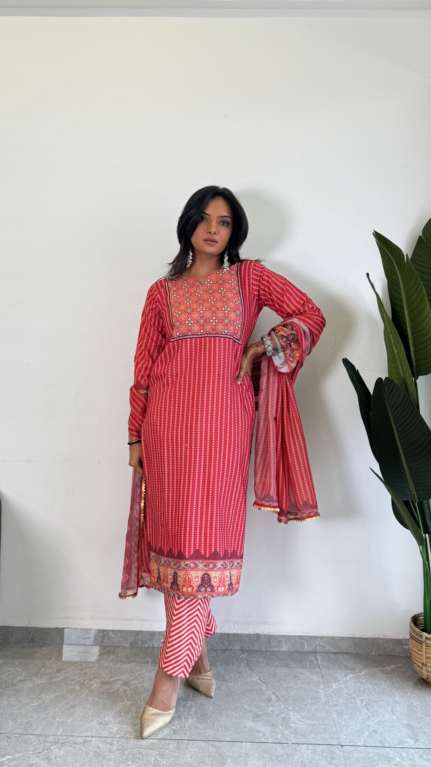 Fashion Meets Function: Smart Suit Set for Every Event - kharidari