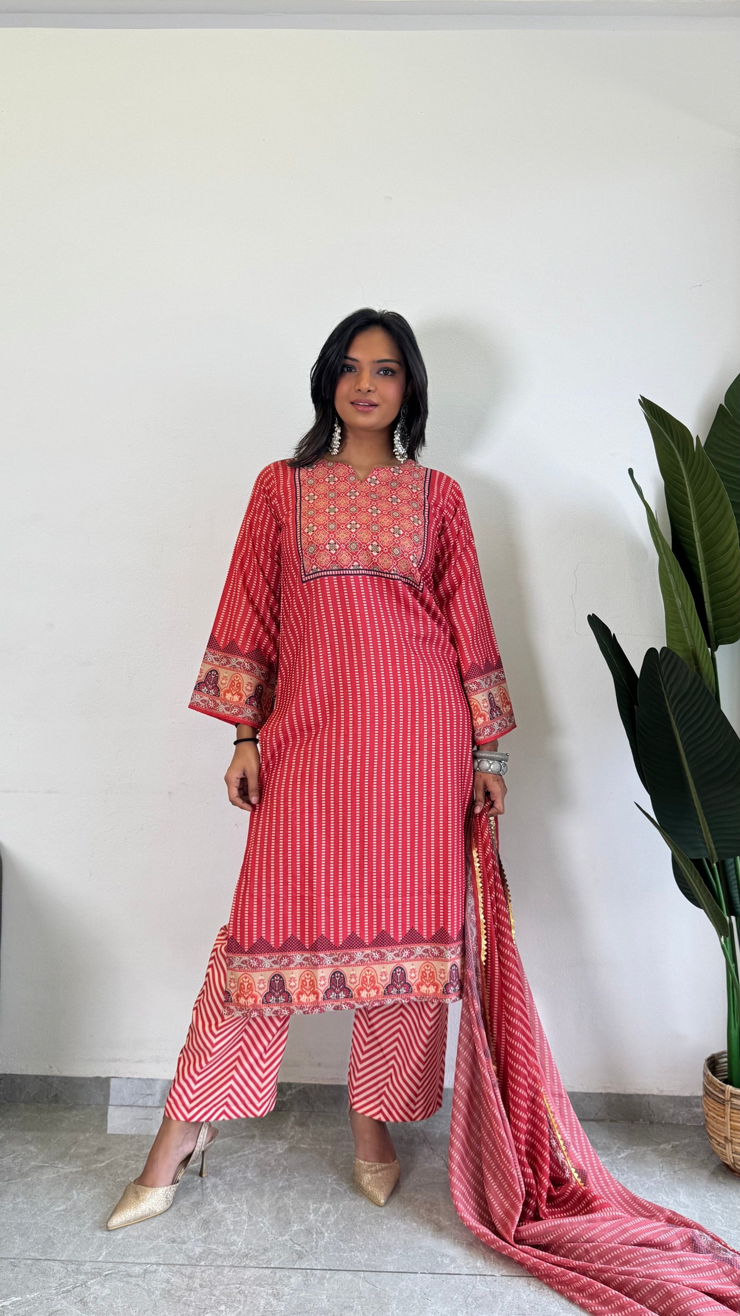 Fashion Meets Function: Smart Suit Set for Every Event - kharidari