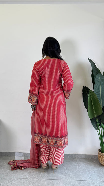 Fashion Meets Function: Smart Suit Set for Every Event