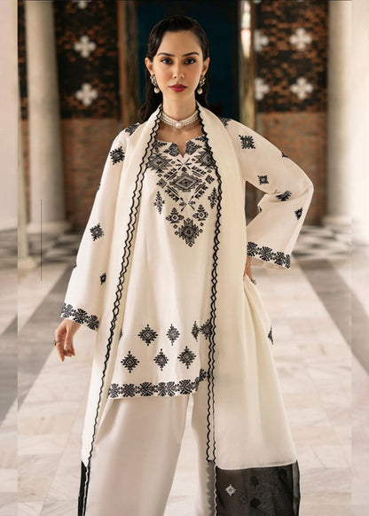 Ivory Geo-Embroidered Co-ord Set with Statement Dupatta D6331