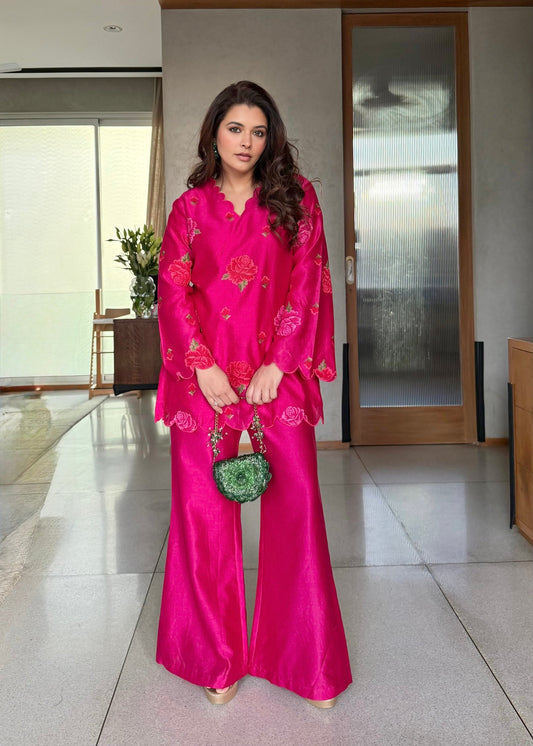 Luxury Roman Silk Embroidered Co-Ord Set in Hot Pink D6344