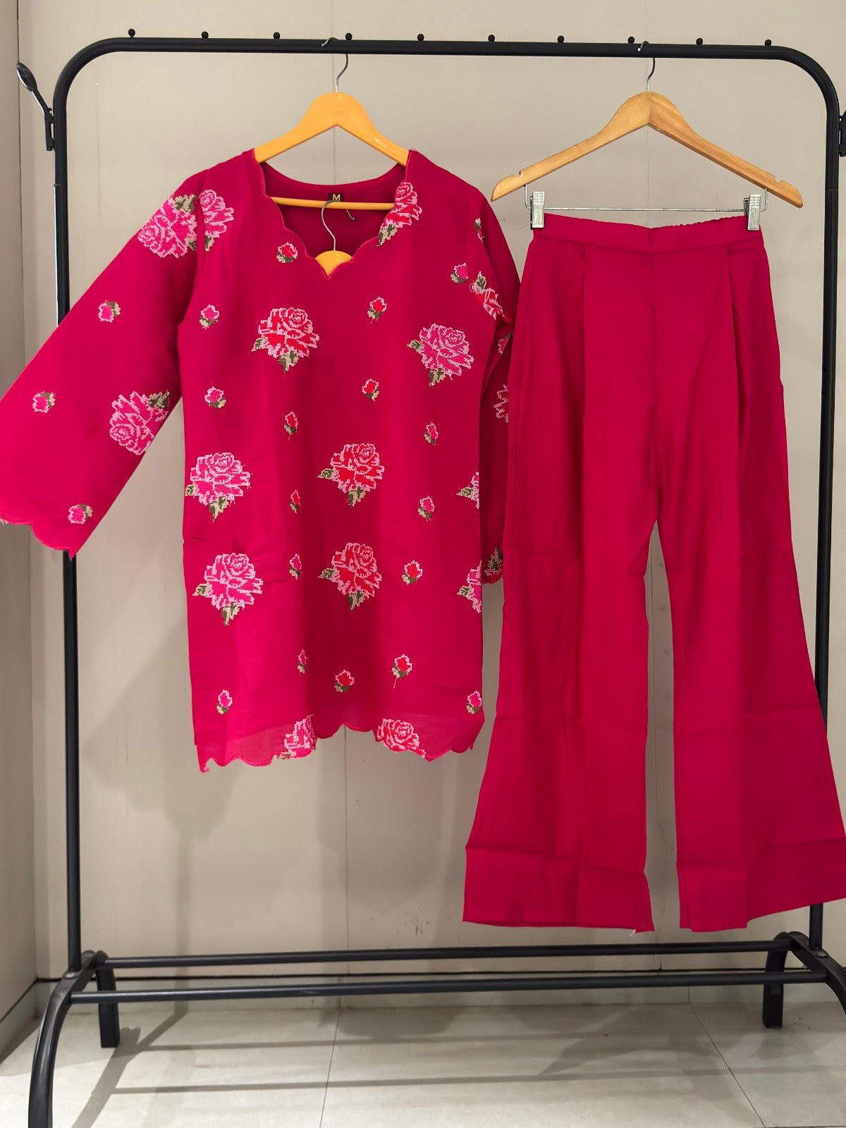 Luxury Roman Silk Embroidered Co-Ord Set in Hot Pink D6344