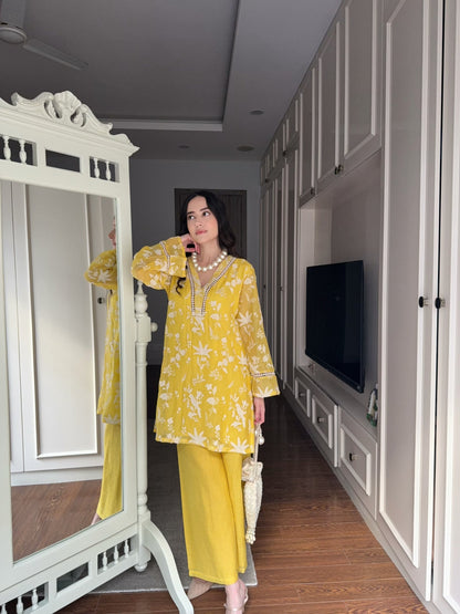 Mustard Yellow Mul Chanderi Women's Co-Ord Set with Floral Print D6373