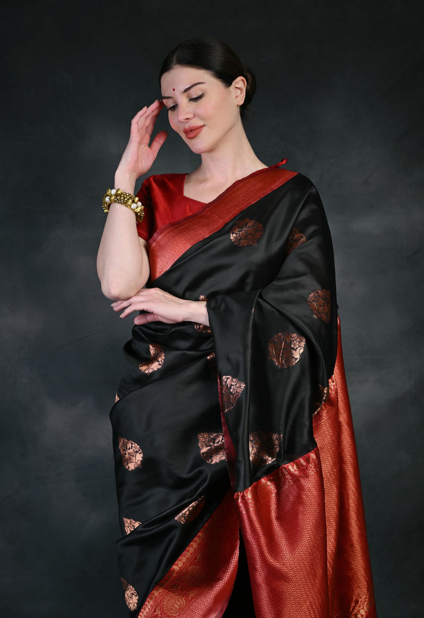 New Stylish Banarasi Silk woven Saree AY5072