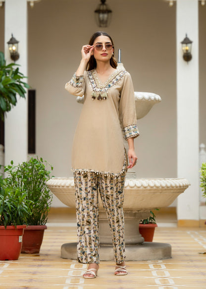 Roman Silk Co-ord Set with Embroidered Neckline & Pure Jacquard Bottom D6261 - kharidari