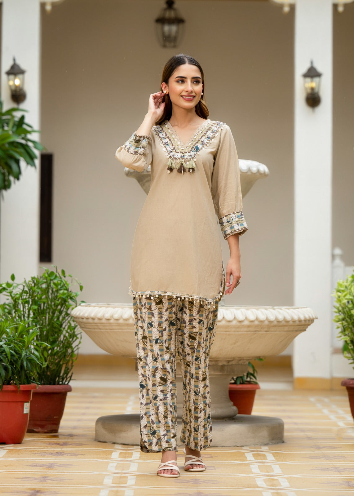 Roman Silk Co-ord Set with Embroidered Neckline & Pure Jacquard Bottom D6261 - kharidari
