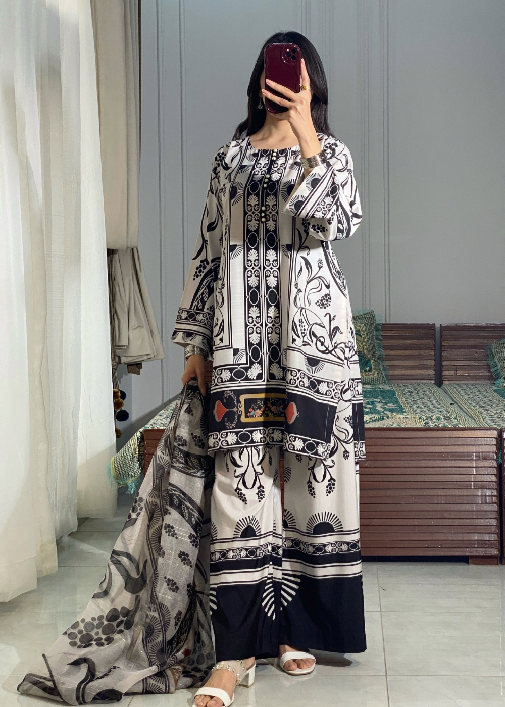 Stylish Black Printed Suit Set with Dupatta – D6130